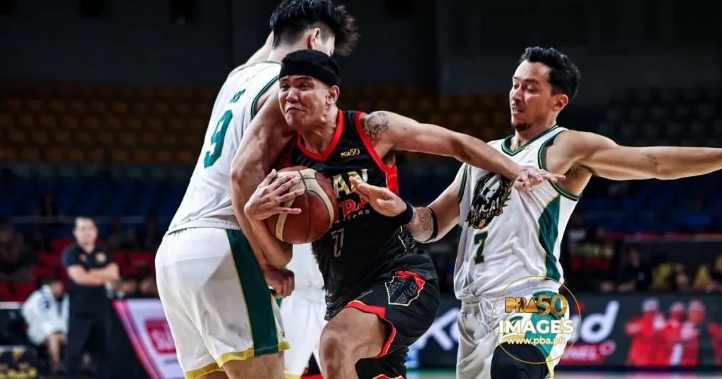 Titan Ultra at Ninoy Aquino Stadium